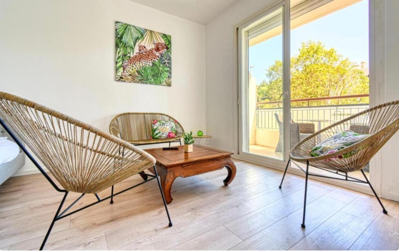 Superbe Studio Lumineux Sur Cannes Avec Terrasse ! A Quelques Minutes De La Celebre Rue D'Antibes ! Kültér fotó